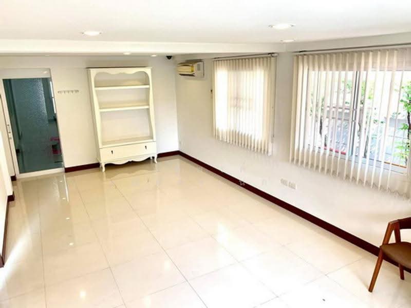 Detached House Senanikom 1 - Chatuchak, Bangkok, เสนานิคม 1, Sena Nikhom, Chatuchak, Bangkok, 5 Bedrooms, 400 sqm, Single Detached House For Rent, by นัฐพงค์ มณีอัครเนตร, 500620563 - DDproperty.com