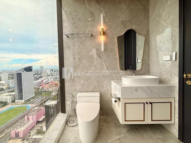The Esse at Singha Complex, Bangkok, 1788 New Petchaburi Rd, Khlongtoei Nua, Watthana, Bangkok, 3 Bedrooms, 250 sqm, Condo For Sale, by Natthakit Sripanyawitchaya, 500620571 - DDproperty.com