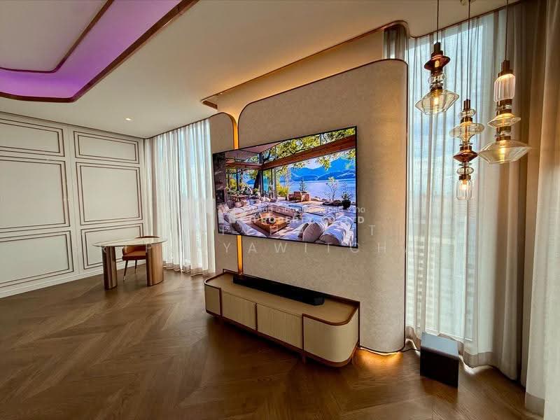 The Esse at Singha Complex, Bangkok, 1788 New Petchaburi Rd, Khlongtoei Nua, Watthana, Bangkok, 3 Bedrooms, 250 sqm, Condo For Sale, by Natthakit Sripanyawitchaya, 500620571 - DDproperty.com