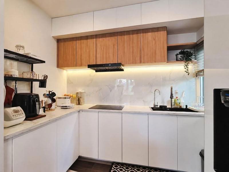 Centro Phahol-Vibhavadi 2, Pathum Thani, Klong 1 Khlong Luang, Khlong Nung, Khlong Luang, Pathum Thani, 4 Bedrooms, 225 sqm, Single Detached House For Rent, by Thanabordee Singsa, 500620575 - DDproperty.com