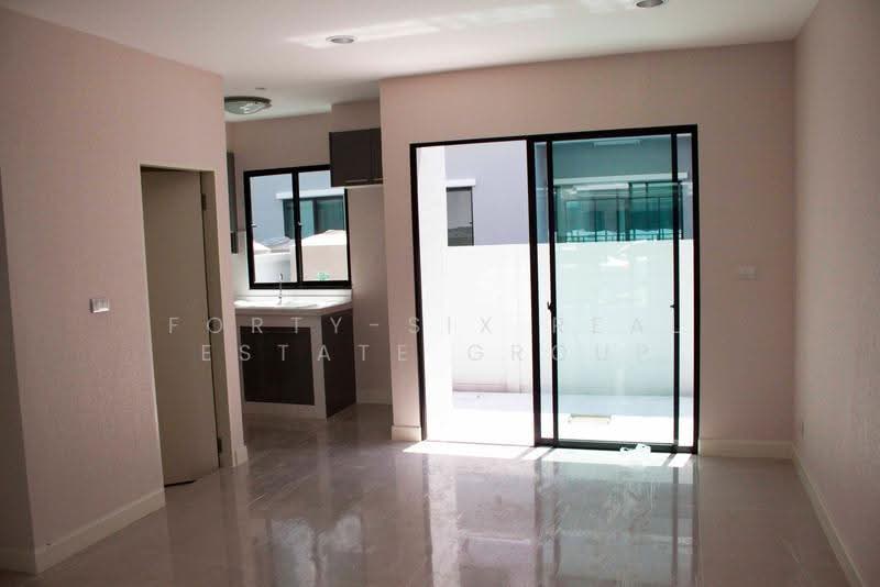 Baan Klang Muang Rama 9-Ramkhmahaeng, Bangkok, Soi Ramkhamhaeng 39, Phlapphla, Wang Thonglang, Bangkok, 3 Bedrooms, 160 sqm, Townhouse For Rent, by Forty-Six Real Estate Group, 500620577 - DDproperty.com