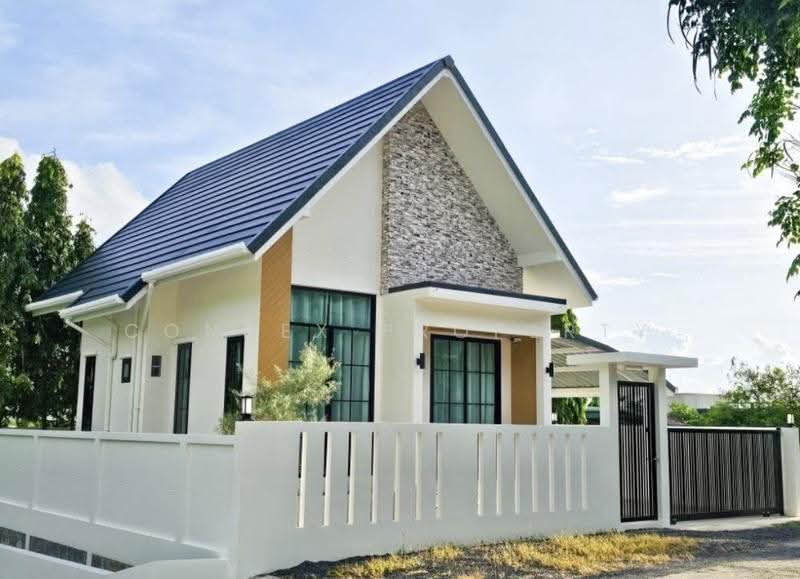 Detached house Soi Phabaramee 8/1 Patong, Phuket, พระภูเก็ตแก้ว, Patong, Kathu, Phuket, 2 Bedrooms, 96 sqm, Single Detached House For Rent, by Connex Property, 500620585 - DDproperty.com