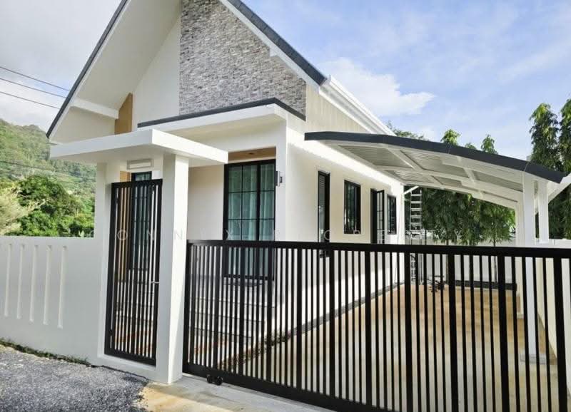 Detached house Soi Phabaramee 8/1 Patong, Phuket, พระภูเก็ตแก้ว, Patong, Kathu, Phuket, 2 Bedrooms, 96 sqm, Single Detached House For Rent, by Connex Property, 500620585 - DDproperty.com