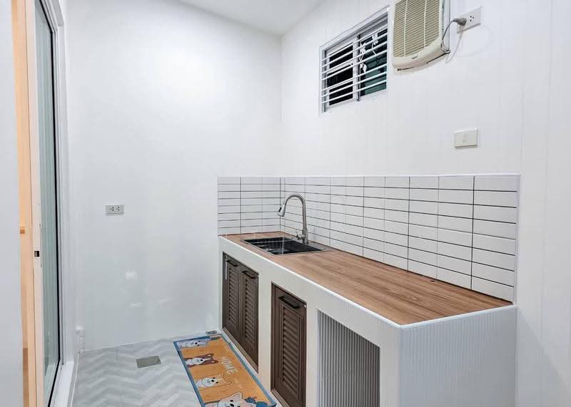 ทาวน์โฮม 3 ชั้น หมู่บ้านวิชชั่น สมาร์ทไลฟ์ บางบัวทอง (ซอยบัวทองแฟคทอรี่ 2) ใกล้ MRT สถานีบางพลู, Nonthaburi, บางกรวย - ไทรน้อย, Bang Rak Pattana, Bang Bua Thong, Nonthaburi, 3 Bedrooms, 120 sqm, Townhouse For Sale, by บุษบากร (เจี๊ยบ), 500620625 - DDproperty.com