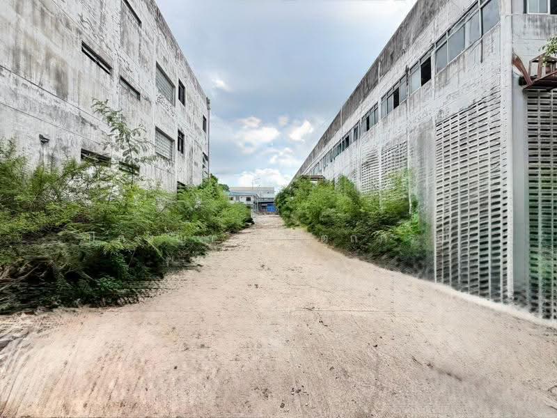 ลาดกระบัง, Bangkok, Lam Pla Tiew, Lat Krabang, Bangkok, , 33,000 sqm, Warehouse/Factory For Sale, by ปภัชญา ธนัตถ์ภรณ์, 500620640 - DDproperty.com