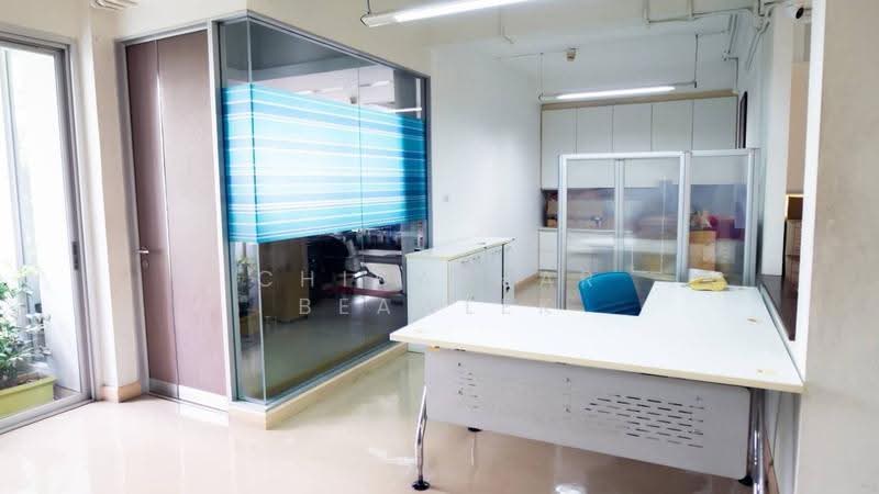 4-story office building for sale on Sukhumvit 20, in the heart of Asoke includes a studio and resid, Bangkok, Khlong Tan Nua, Watthana, Bangkok, , 2,496 sqm, Office Space For Sale, by Chidaphar Beawlek, 500620646 - DDproperty.com