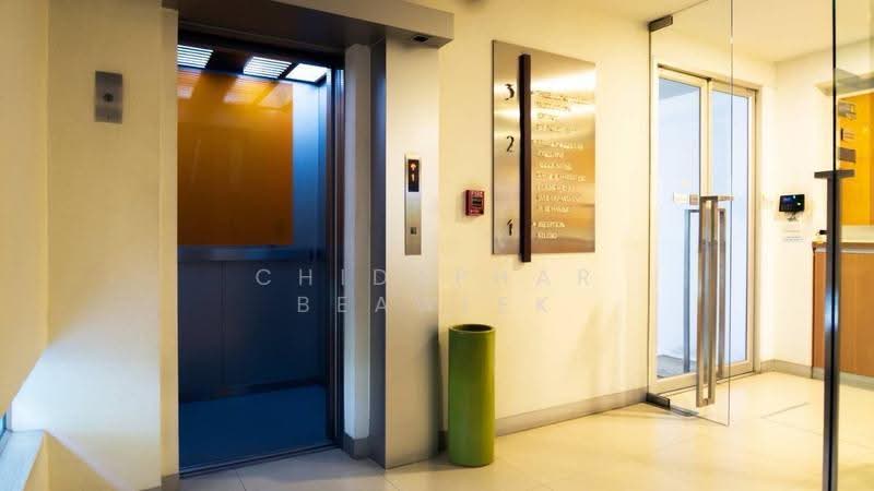 4-story office building for sale on Sukhumvit 20, in the heart of Asoke includes a studio and resid, Bangkok, Khlong Tan Nua, Watthana, Bangkok, , 2,496 sqm, Office Space For Sale, by Chidaphar Beawlek, 500620646 - DDproperty.com