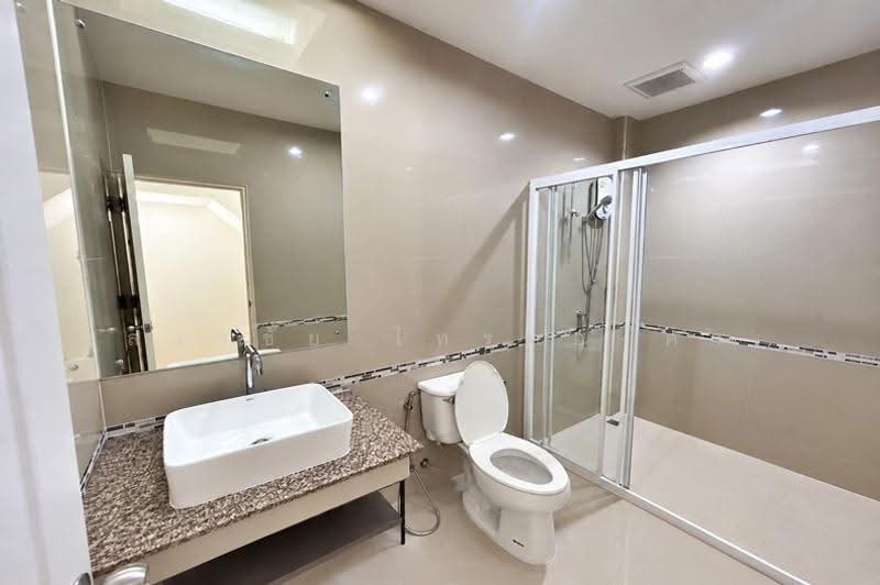 ขายและให้เช่าทาวน์โฮม 3 ชั้น ซอย รัชดาภิเษก 36 แยก 11-5 ใกล้ MRT ลาดพร้าว ม.จันทรเกษม, กรุงเทพ, จันทรเกษม, จตุจักร, กรุงเทพ, 200 ตร.ม., ทาวน์เฮ้าส์ ขาย, โดย สง่าชัย ไทรทองคำ, 500620669 - DDproperty.com