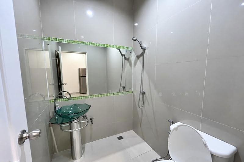 ขายและให้เช่าทาวน์โฮม 3 ชั้น ซอย รัชดาภิเษก 36 แยก 11-5 ใกล้ MRT ลาดพร้าว ม.จันทรเกษม, Bangkok, Chan Kasem, Chatuchak, Bangkok, 3 Bedrooms, 200 sqm, Townhouse For Sale, by สง่าชัย ไทรทองคำ, 500620669 - DDproperty.com