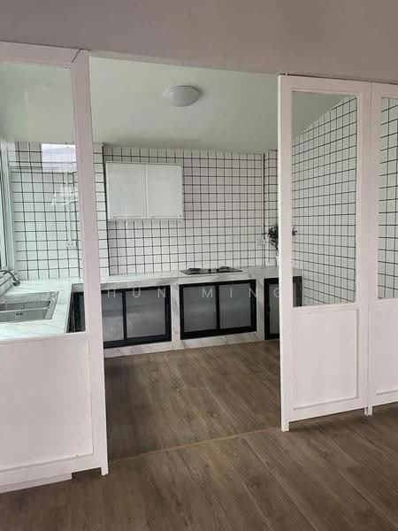 Townhouse in the City | 750 m. to MRT Sutthisan(SPSMG258), Bangkok, อุดมเกียรติ, Huai Khwang, Bangkok, 4 Bedrooms, 102 sqm, Townhouse For Rent, by Khun Ming, 500620723 - DDproperty.com