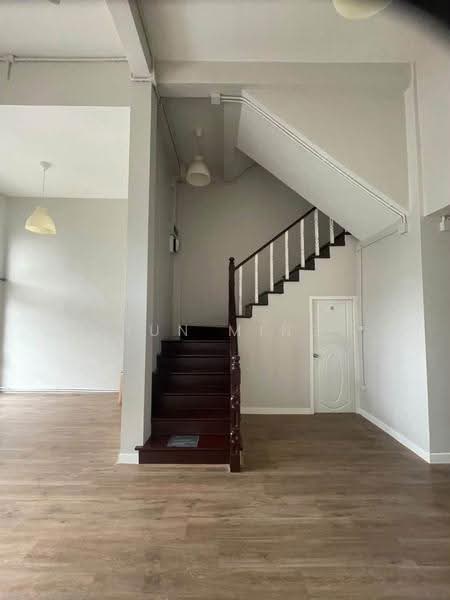 Townhouse in the City | 750 m. to MRT Sutthisan(SPSMG258), Bangkok, อุดมเกียรติ, Huai Khwang, Bangkok, 4 Bedrooms, 102 sqm, Townhouse For Rent, by Khun Ming, 500620723 - DDproperty.com