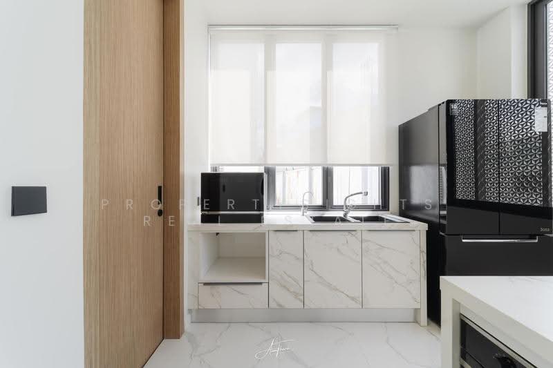 Hosue BTS Ekkamai 3 bed / 4 bath, Bangkok, Khlong Tan Nua, Watthana, Bangkok, 3 Bedrooms, 360 sqm, Single Detached House For Rent, by PROPERTYSIGHTS REAL ESTATE, 500620746 - DDproperty.com