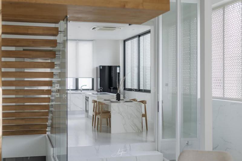 Hosue BTS Ekkamai 3 bed / 4 bath, กรุงเทพ, คลองตันเหนือ, วัฒนา, กรุงเทพ, 360 ตร.ม., บ้านเดี่ยว ให้เช่า, โดย PROPERTYSIGHTS REAL ESTATE, 500620746 - DDproperty.com