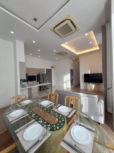 Trapezo Sukhumvit 16 : ทราเพโซ สุขุมวิท 16, กรุงเทพ, ซอยสุขุมวิท 16, คลองเตย, กรุงเทพ, 118 ตร.ม., คอนโด ให้เช่า, โดย Piyathida Phanchomphu, 500620752 - DDproperty.com