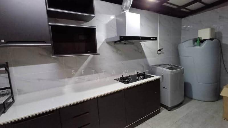 4-BR Townhouse, Bangkok, Saphan Sung, Bangkok, 4 Bedrooms, 163 sqm, Townhouse For Rent, by Settawut Leenavong, 500620790 - DDproperty.com