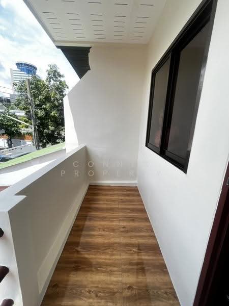 หมู่บ้านสุทธิศักดิ์, กรุงเทพ, -, ลาดยาว, จตุจักร, กรุงเทพ, 110 ตร.ม., ทาวน์เฮ้าส์ ขาย, โดย Connex Property, 500620815 - DDproperty.com
