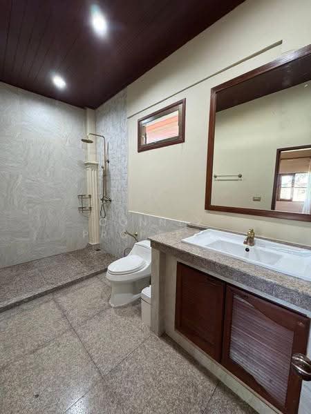 Rare Giant Palm Tree Retreat Villa in Chalong on Over 1 Rai of Land, Phuket, -, Chalong, Muang Phuket, Phuket, 5 Bedrooms, 2,028 sqm, Single Detached House For Sale, by Connex Property, 500620843 - DDproperty.com