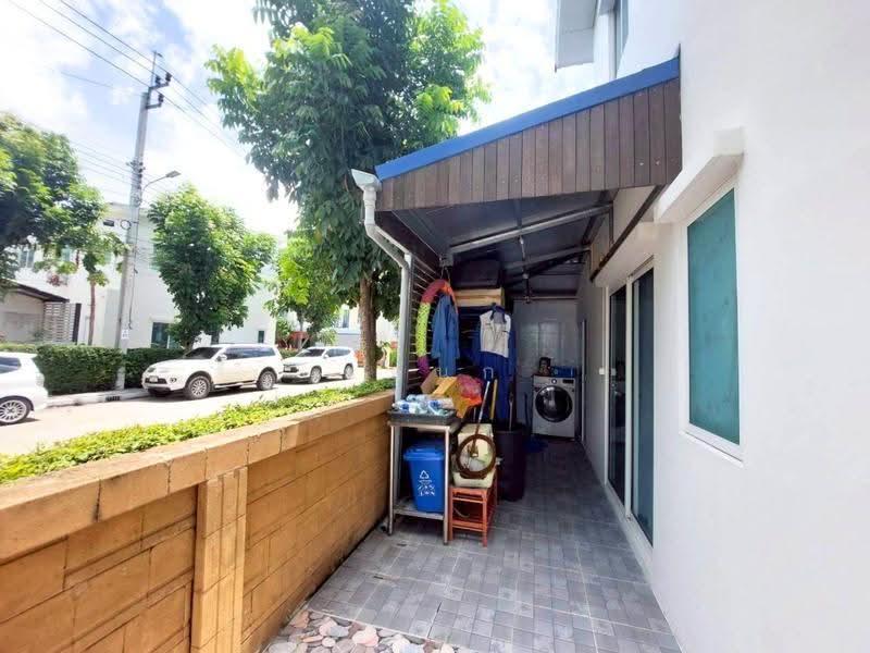The Essence Chaiyaphruek-Wongwaen, Nonthaburi, Ban Kluay-Sai Noi Road, Sai Noi, Nonthaburi, 3 Bedrooms, 115 sqm, Townhouse For Sale, by เอนก, 500620852 - DDproperty.com