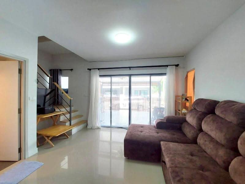The Essence Chaiyaphruek-Wongwaen, Nonthaburi, Ban Kluay-Sai Noi Road, Sai Noi, Nonthaburi, 3 Bedrooms, 115 sqm, Townhouse For Sale, by เอนก, 500620852 - DDproperty.com