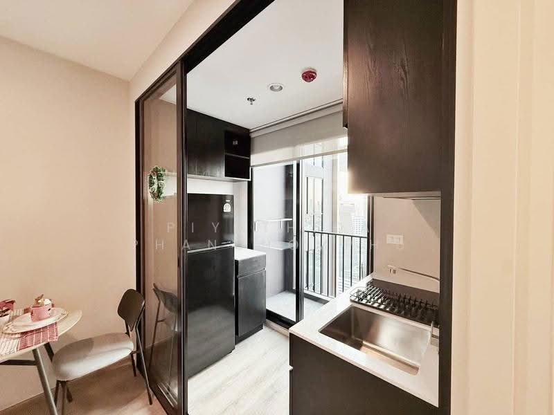Nue District R9, Bangkok, 59 Rama 9 Road, Huai Khwang, Bangkok, 1 Bedroom, 33 sqm, Condo For Rent, by Piyathida Phanchomphu, 500620906 - DDproperty.com