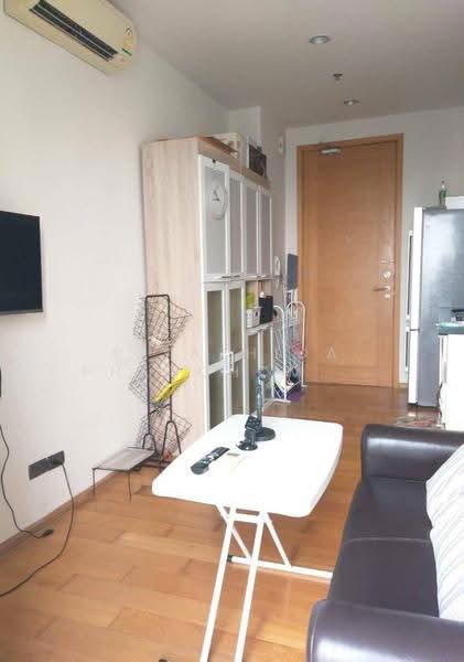 Fuse Sathorn-Taksin, Bangkok, Krung Thon Buri Road, Bang Lam Phu Lang, Khlong San, Bangkok, 1 Bedroom, 30 sqm, Condo For Sale, by Piyathida Phanchomphu, 500620943 - DDproperty.com