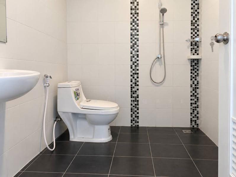 Lio Rattanathibet-Westgate, Nonthaburi, Soi Wat Sao Thong Hin, Sao Thong Hin, Bang Yai, Nonthaburi, 4 Bedrooms, 130 sqm, Townhouse For Sale, by กรกฤตย์ บุญสระ, 500620971 - DDproperty.com