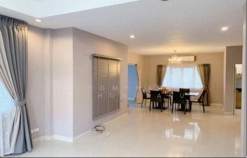 3-BR House, Bangkok, Hua Mak, Bang Kapi, Bangkok, 3 Bedrooms, 200 sqm, Single Detached House For Sale, by Poomphat Tienthongsakul, 500621005 - DDproperty.com