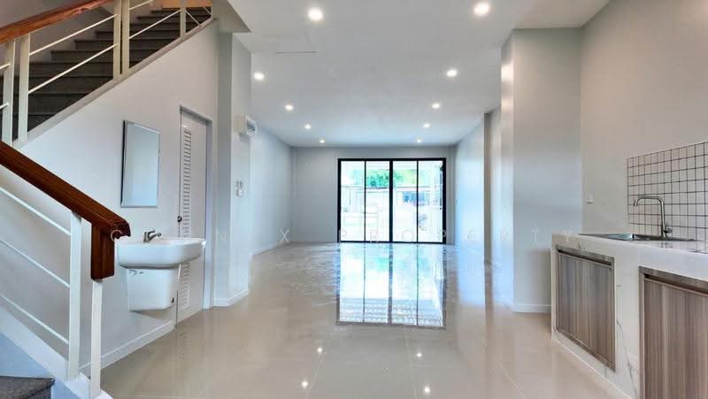 Newly Renovated 2-Storey Commercial Building on Bang Jo Road, Phuket, -, Sri Sunthon, Thalang, Phuket, , 200 sqm, Shophouse For Sale, by Connex Property, 500621039 - DDproperty.com