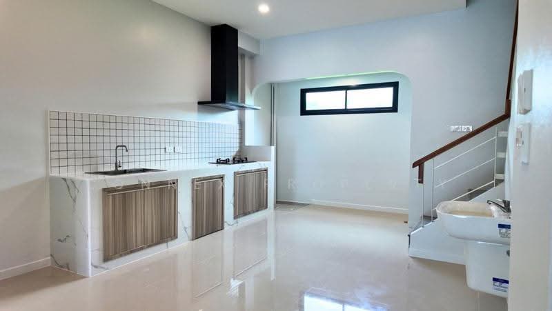 Newly Renovated 2-Storey Commercial Building on Bang Jo Road, Phuket, -, Sri Sunthon, Thalang, Phuket, , 200 sqm, Shophouse For Sale, by Connex Property, 500621039 - DDproperty.com