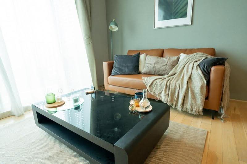 Siri At Sukhumvit, Bangkok, 902 Sukhumvit Road, Phra Kanong, Khlong Toei, Bangkok, 2 Bedrooms, 69 sqm, Condo For Rent, by Forty-Six Real Estate Group, 500621120 - DDproperty.com