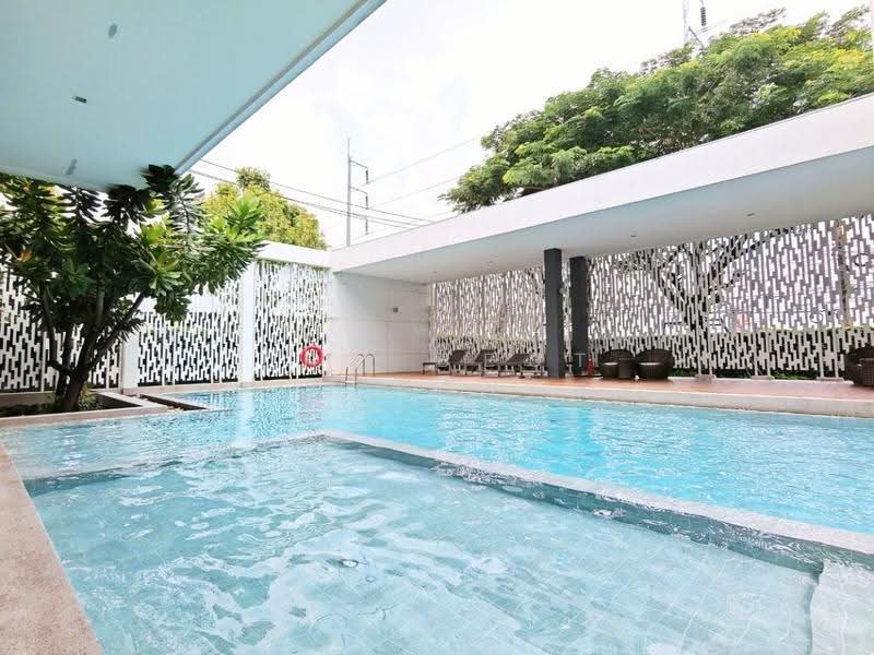 Sammakorn Avenue Suvarnabhumi, Bangkok, Rural Development 3 Khlong Song Ton Noon, Khlong Song Ton Nun, Lat Krabang, Bangkok, 4 Bedrooms, 100 sqm, Townhouse For Sale, by The Best Property ต้อม, 500621254 - DDproperty.com