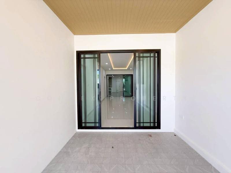 Thep Nimit Village, Chon Buri (Pattaya), สุขุมวิท, Nong Pru, Bang Lamung (Pattaya), Chon Buri (Pattaya), 3 Bedrooms, 180 sqm, Townhouse For Sale, by Connex Property, 500621373 - DDproperty.com