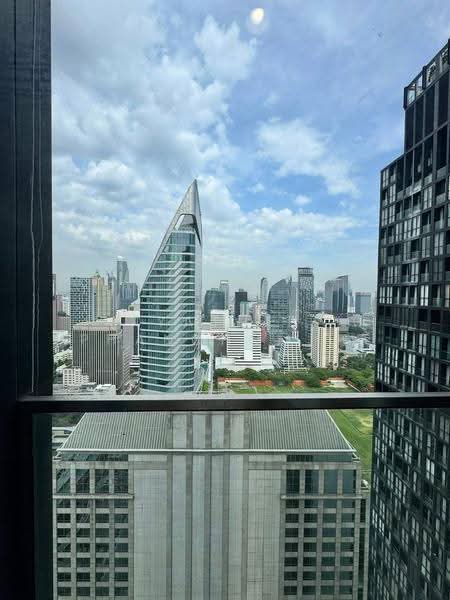 Noble Ploenchit, Bangkok, 1035 Ploenchit Road, Lumphini, Pathum Wan, Bangkok, 1 Bedroom, 45 sqm, Condo For Sale, by Piyathida Phanchomphu, 500621392 - DDproperty.com