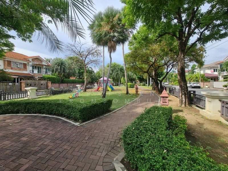 Casa Grand Ekamai – Ramintra, Bangkok, Soi Ramintra 40, Nuan Chan, Bueng Kum, Bangkok, 3 Bedrooms, 120 sqm, Single Detached House For Sale, by Supatsorn Promsombut, 500621401 - DDproperty.com