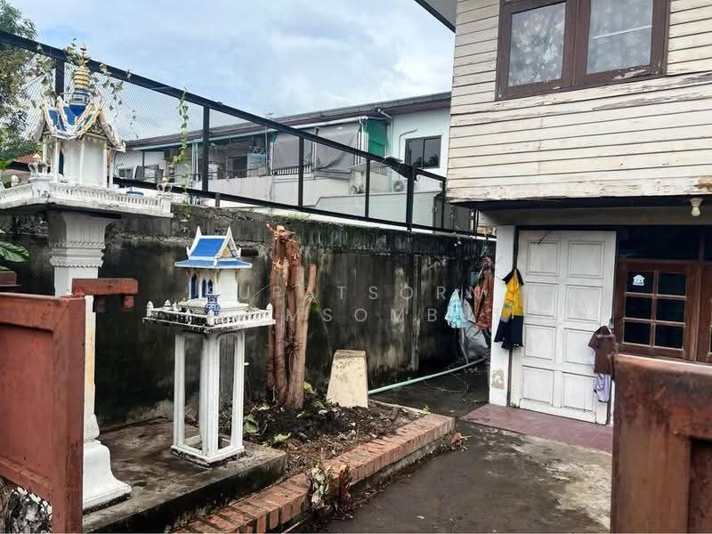 3-BR House, Bangkok, Khlong Chaokhun Sing, Wang Thonglang, Bangkok, 3 Bedrooms, 108 sqm, Single Detached House For Sale, by Supatsorn Promsombut, 500621511 - DDproperty.com