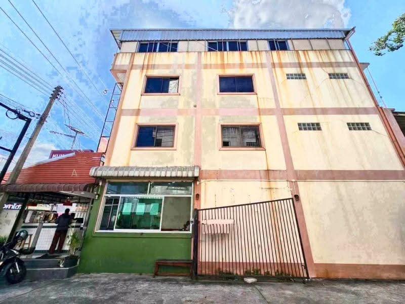 อาคารพาณิชย์ 4 ชั้น หลังมุม หนองยายบู่ ศรีราชา, Chon Buri (Pattaya), หนองยายบู่, Surasak, Si Racha, Chon Buri (Pattaya), , 80 sqm, Shophouse For Sale, by A.T.A. Property, 500621577 - DDproperty.com