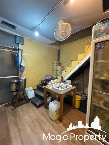 Commercial Building For Rent on Sukhumvit 63 Road (Ekkamai), Bangkok, Khlong Tan Nua, Watthana, Bangkok, , 160 sqm, Shophouse For Rent, by Magic Property, 500621585 - DDproperty.com