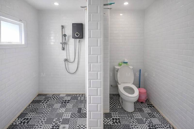 Seri Village 2 Rama 9, Bangkok, Hua Mak, Bang Kapi, Bangkok, 4 Bedrooms, 180 sqm, Single Detached House For Sale, by Smith Totiemsri, 500621594 - DDproperty.com