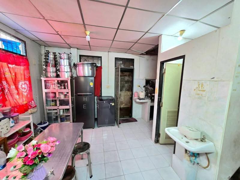 หมู่บ้านอิ่มอัมพร1 นครปฐม, Nakhon Pathom, Thanon Khat, Muang Nakhon Pathom, Nakhon Pathom, 2 Bedrooms, 150 sqm, Townhouse For Sale, by The Best Property   เพ้นท์, 500621677 - DDproperty.com