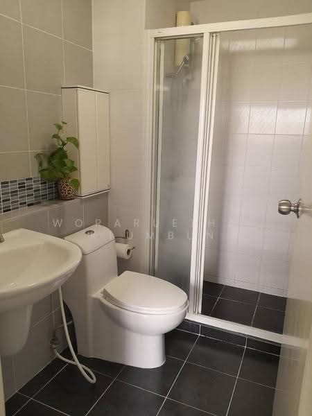 Dcondo Ramindra, Bangkok, 43 Raminthra Road, Tha Rang, Bang Khen, Bangkok, 2 Bedrooms, 60 sqm, Condo For Sale, by Woraruethai Klumbun, 500621690 - DDproperty.com