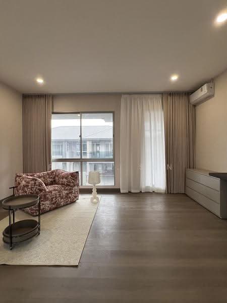 The Palm Bangna-Wongwaen 2, Samut Prakan, Sukhaphiban 2 Road, Rachathewa, Bang Plee, Samut Prakan, 5 Bedrooms, 404 sqm, Villa For Rent, by Frank. Sun, 500621726 - DDproperty.com