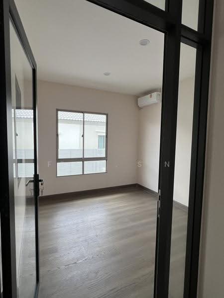 The Palm Bangna-Wongwaen 2, Samut Prakan, Sukhaphiban 2 Road, Rachathewa, Bang Plee, Samut Prakan, 5 Bedrooms, 404 sqm, Villa For Rent, by Frank. Sun, 500621726 - DDproperty.com