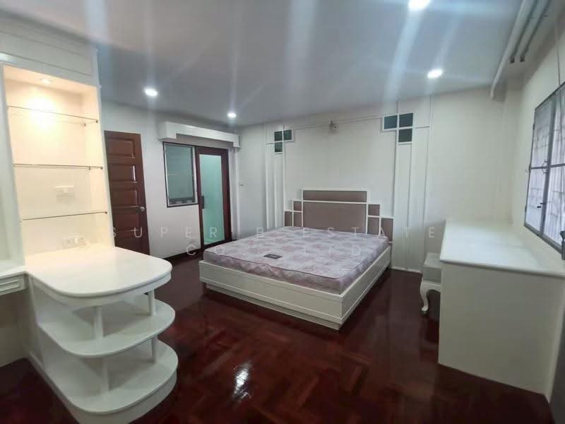 ทาวน์โฮม ซอยสมบูรณ์สวัสดิ์ 1 รามคำเเหง 21, Bangkok, รามคำเเหง, Phlapphla, Wang Thonglang, Bangkok, 3 Bedrooms, 150 sqm, Townhouse For Sale, by Super B Estate Co., Ltd, 500621758 - DDproperty.com