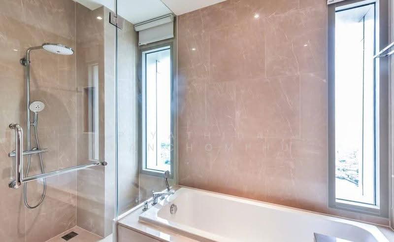Magnolias Waterfront Residences, Bangkok, 259  Charoen Nakhon Road, Khlong Ton Sai, Khlong San, Bangkok, 4 Bedrooms, 174 sqm, Condo For Rent, by Piyathida Phanchomphu, 500621784 - DDproperty.com