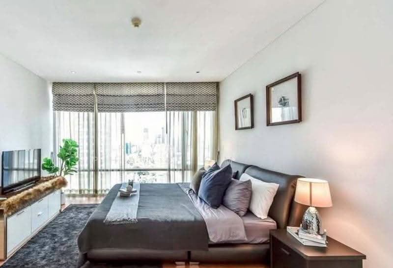 Fullerton Sukhumvit, Bangkok, Sukhumvit Road, Khlong Tan Nua, Watthana, Bangkok, 2 Bedrooms, 96 sqm, Condo For Sale, by Piyathida Phanchomphu, 500621807 - DDproperty.com
