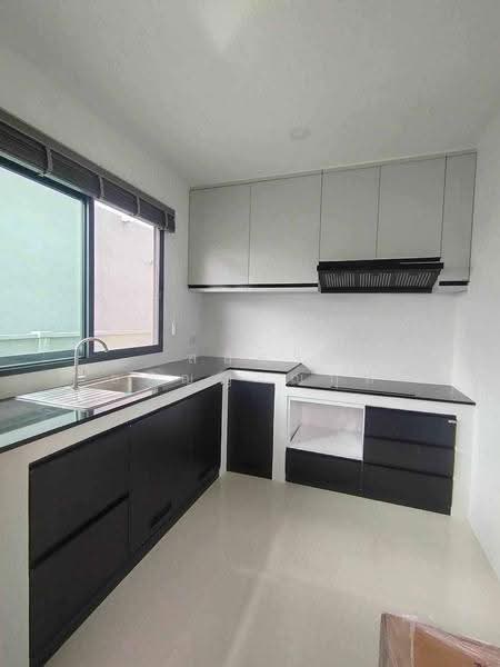 เซนโทร วิภาวดี (Centro Vibhavadi), กรุงเทพ, Chang Akat Uthit Road, สนามบิน, ดอนเมือง, กรุงเทพ, 275 ตร.ม., บ้านเดี่ยว ให้เช่า, โดย สลิลา อภิญญาณกุล, 500621810 - DDproperty.com