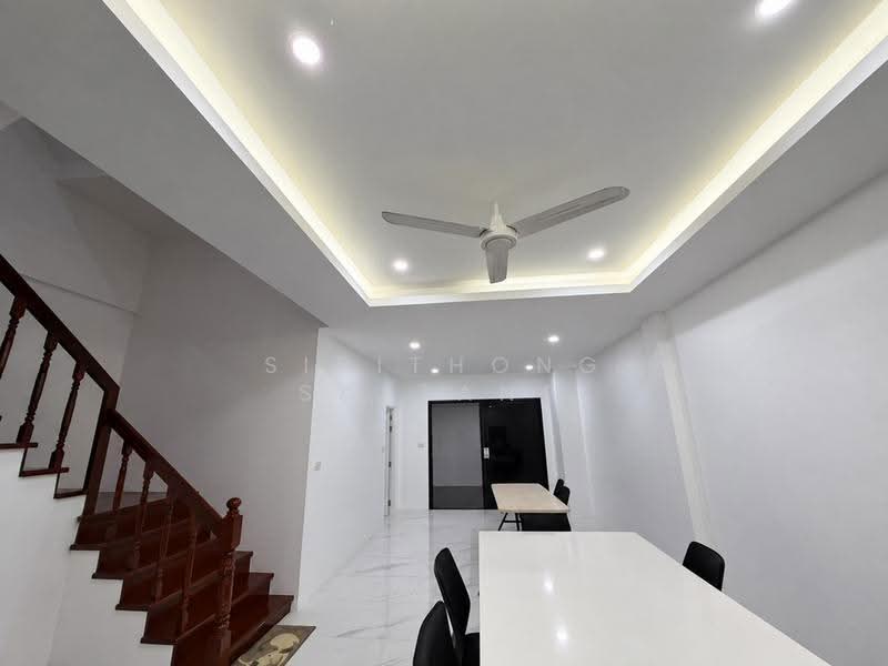 Sriwara Town in Town, Bangkok, Sriwara Road, Phlapphla, Wang Thonglang, Bangkok, 4 Bedrooms, 300 sqm, Townhouse For Rent, by Sirithong Saetang, 500621822 - DDproperty.com