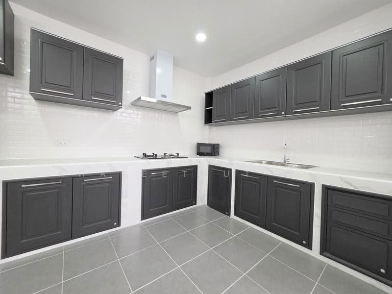 Chaiyaphruek Ramintra, Bangkok, Sukhaphiban 5 Road, Tha Rang, Bang Khen, Bangkok, 5 Bedrooms, 300 sqm, Single Detached House For Rent, by รพีร์ทัธ Rhapeethut (ทัธ), 500621831 - DDproperty.com