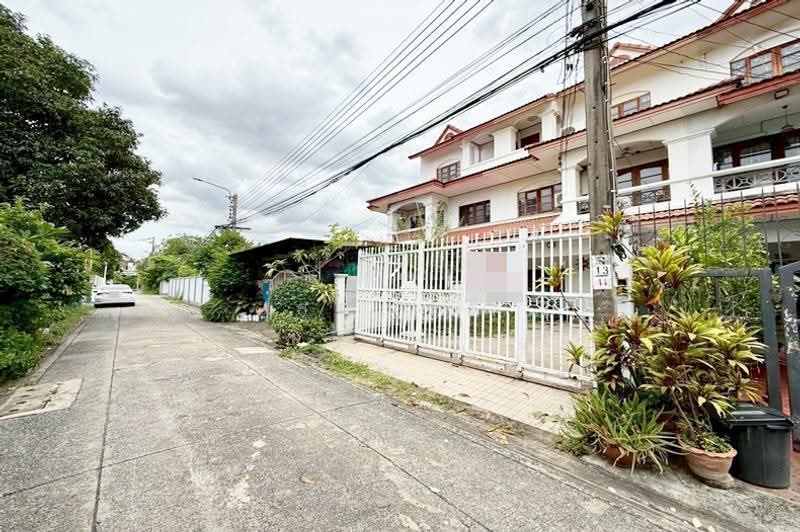 ลาดพร้าว 80 วังทองหลาง, กรุงเทพ, ถนนลาดพร้าว, วังทองหลาง, กรุงเทพ, 150 ตร.ม., ทาวน์เฮ้าส์ ขาย, โดย คุณนารี, 500621837 - DDproperty.com