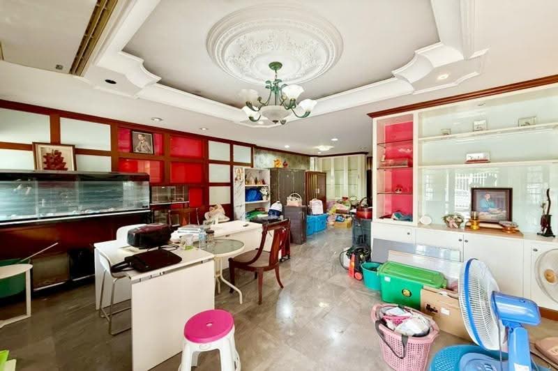 ลาดพร้าว 80 วังทองหลาง, Bangkok, ถนนลาดพร้าว, Wang Thonglang, Bangkok, 4 Bedrooms, 150 sqm, Townhouse For Sale, by คุณนารี, 500621837 - DDproperty.com